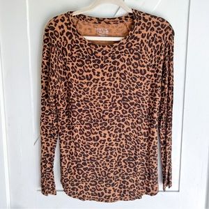 Time and Tru Leopard Long Sleeve Top
